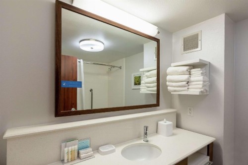 Hampton Inn Houston/Humble-Airport Area - image 35
