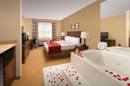 Country Inn & Suites by Radisson Houston Intercontinental Airport East TX - image 35