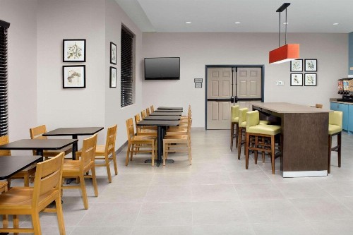 Country Inn & Suites by Radisson Houston Intercontinental Airport East TX - image 39