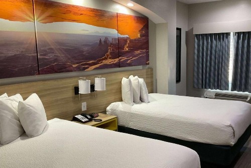 Days Inn by Wyndham Humble/Houston Intercontinental Airport - image 15