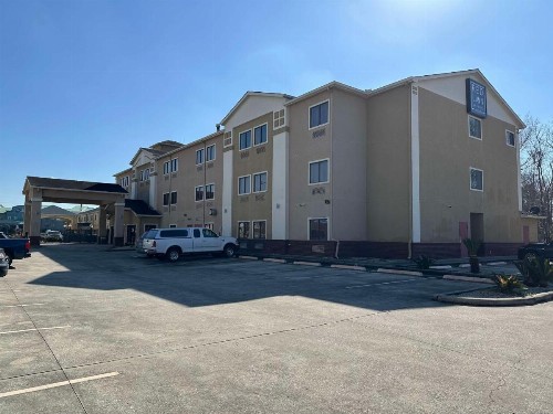Super 8 by Wyndham Intercontinental Houston TX - image 18