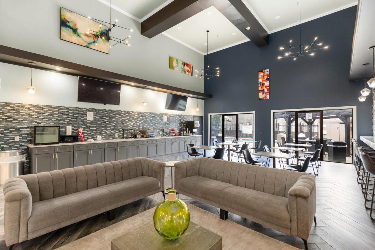 Wingate by Wyndham Humble/Houston Intercontinental Airport - main image
