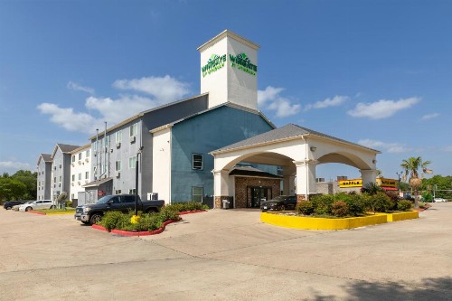 Wingate by Wyndham Humble/Houston Intercontinental Airport - image 27