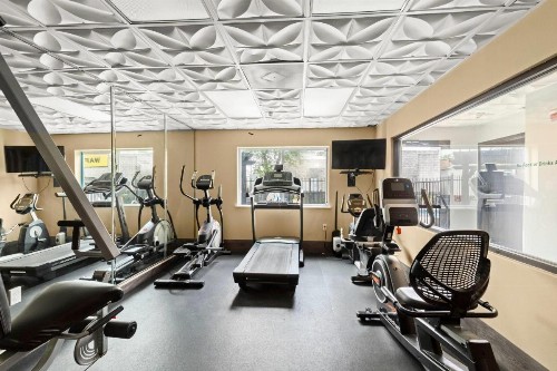 Wingate by Wyndham Humble/Houston Intercontinental Airport - image 36