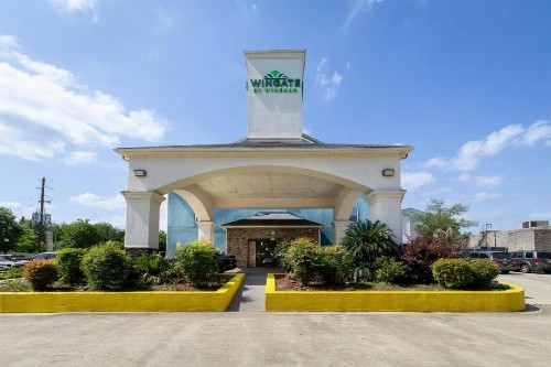 Wingate by Wyndham Humble/Houston Intercontinental Airport - image 5