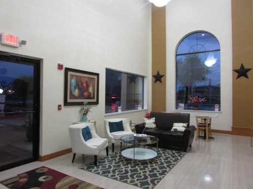 Rodeway Inn & Suites Humble - image 2