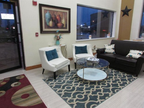 Rodeway Inn & Suites Humble - image 5