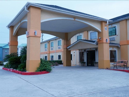 Americas Best Value Inn and Suites Bush International Airport - image 14