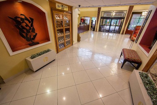 Ramada by Wyndham Houston Intercontinental Airport East - image 13