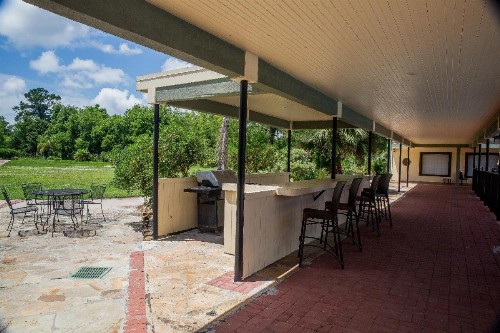 Ramada by Wyndham Houston Intercontinental Airport East - image 20
