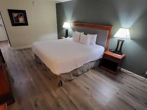 Ramada by Wyndham Houston Intercontinental Airport East - image 50