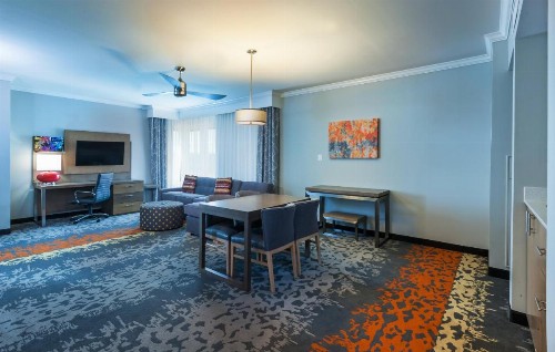 Holiday Inn Houston NE-Bush Airport Area - image 21