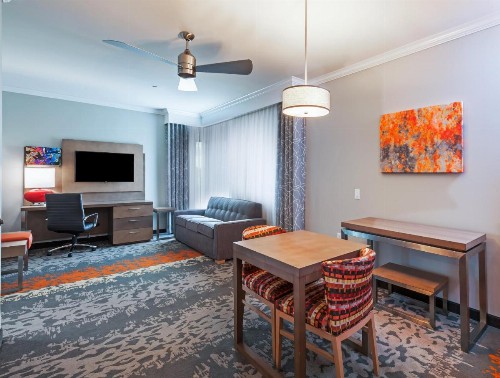 Holiday Inn Houston NE-Bush Airport Area - image 39