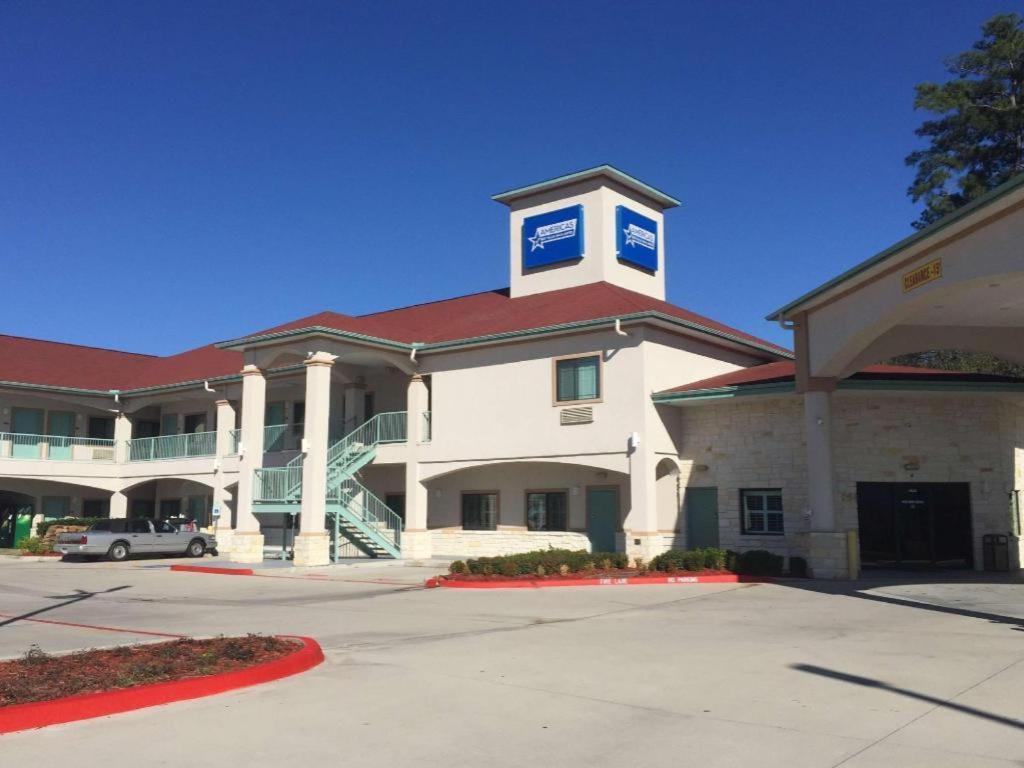 Americas Best Value Inn & Suites IAH Airport North - image 3