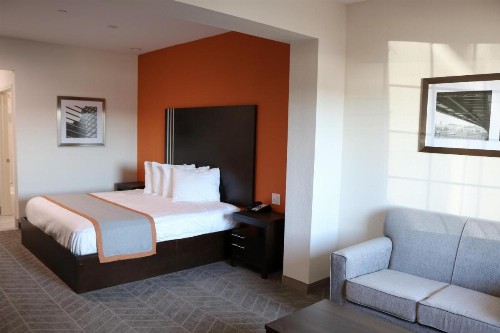 Scottish Inn & Suites - IAH Airport - image 20