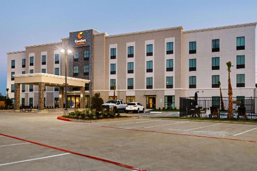 Comfort Suites Humble Houston at Beltway 8 - image 35