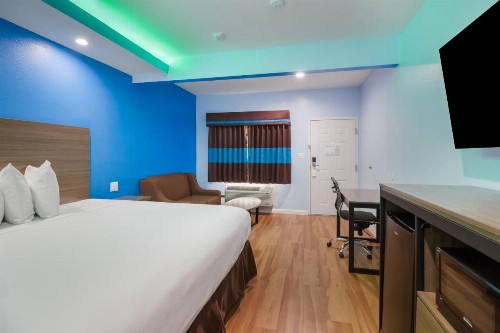 Americas Best Value Inn- Aldine Westfield - image 21