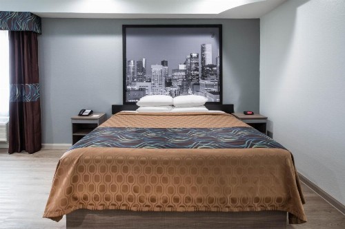 Super 8 by Wyndham Humble/Houston - image 24