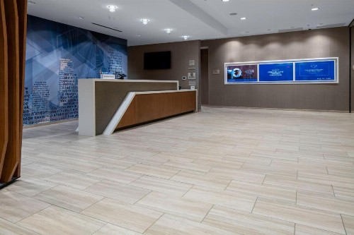 SpringHill Suites by Marriott Charlotte Huntersville - image 2