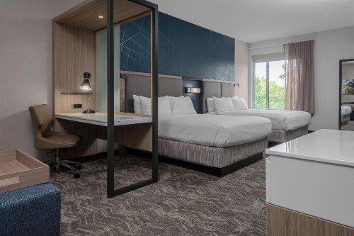 SpringHill Suites by Marriott Charlotte Huntersville - image 3