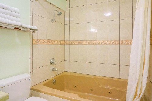 OceanView Motel - image 24