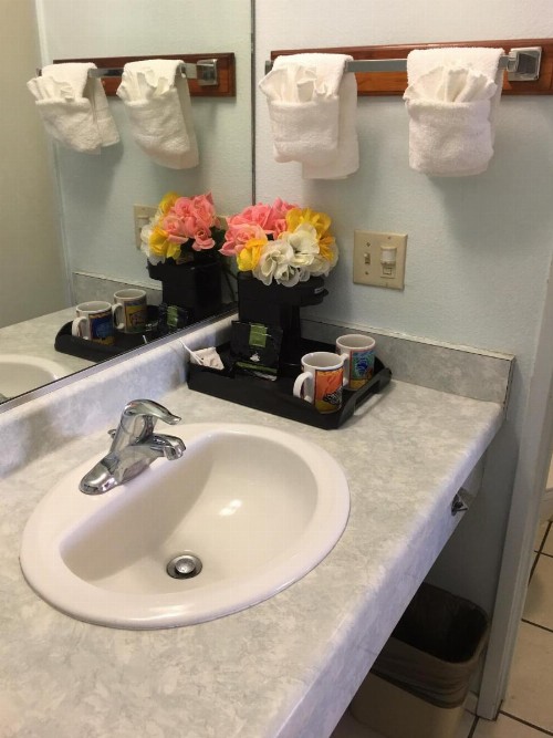OceanView Motel - image 25