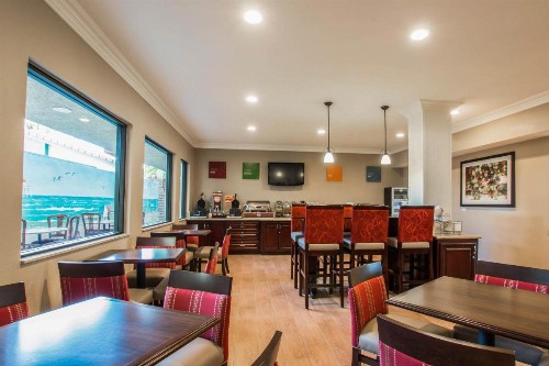 Comfort Inn & Suites Huntington Beach - image 35