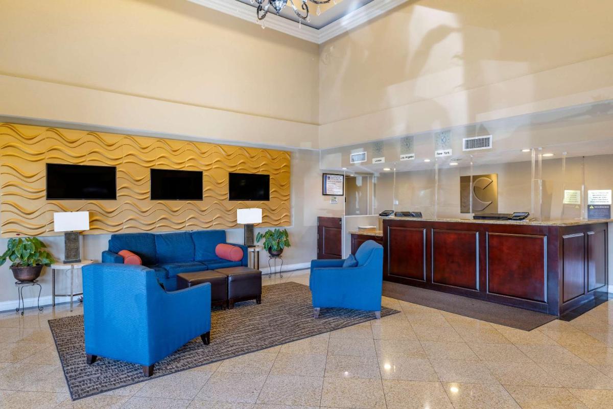 Comfort Inn & Suites Huntington Beach - image 4