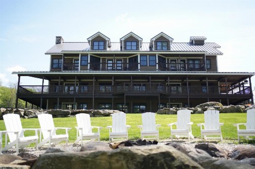 The Retreat At Norwich Lake
