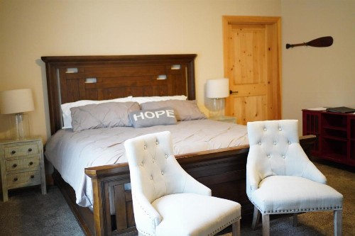 The Retreat At Norwich Lake - image 3