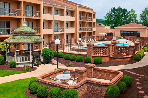 Courtyard by Marriott Huntsville University Drive - image 30