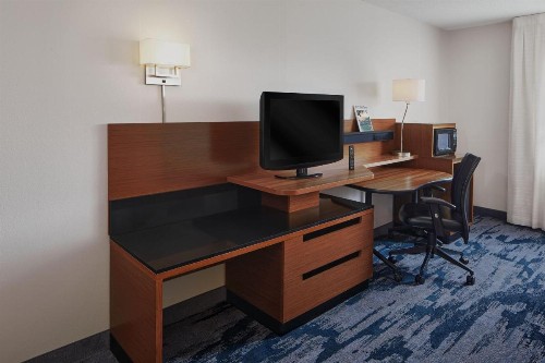 Fairfield Inn Huntsville - image 6