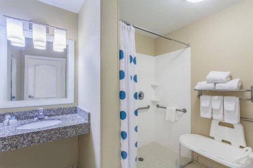 TownePlace Suites Huntsville - image 2