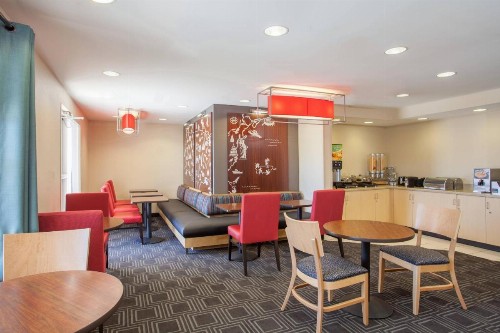 TownePlace Suites Huntsville - image 6