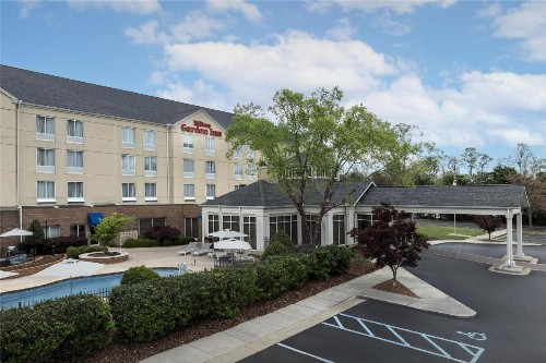 Hilton Garden Inn Huntsville/Space Center - image 2