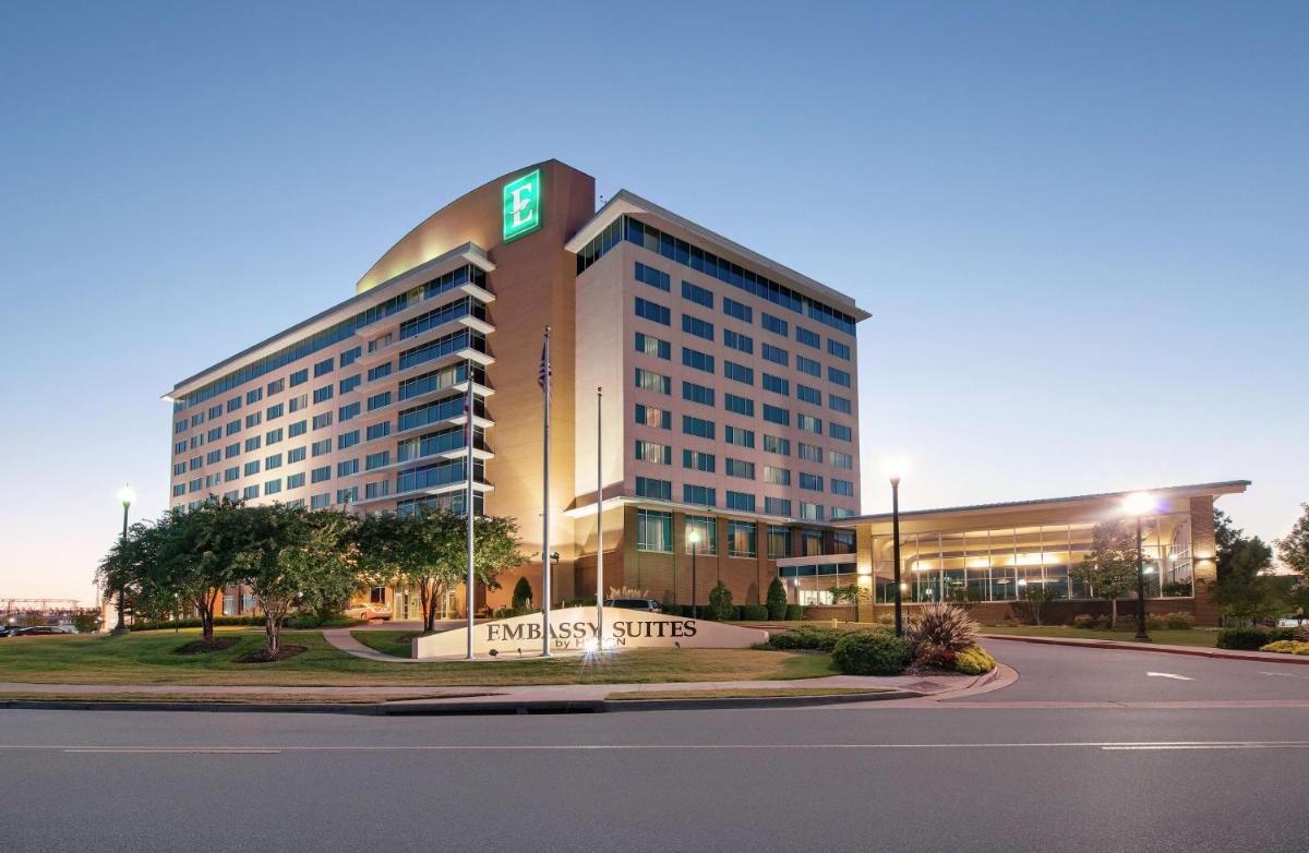 Embassy Suites Huntsville - main image