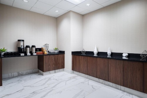 Embassy Suites Huntsville - image 37