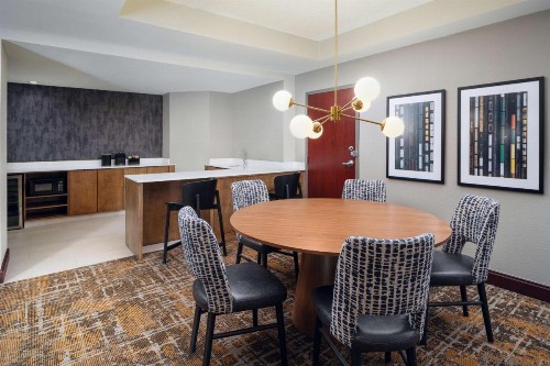 Embassy Suites Huntsville - image 44