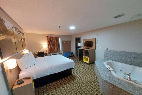 Days Inn & Suites by Wyndham Huntsville - image 11