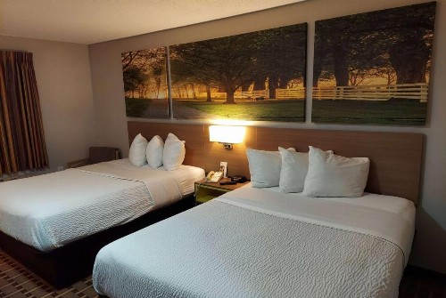 Days Inn & Suites by Wyndham Huntsville - image 14