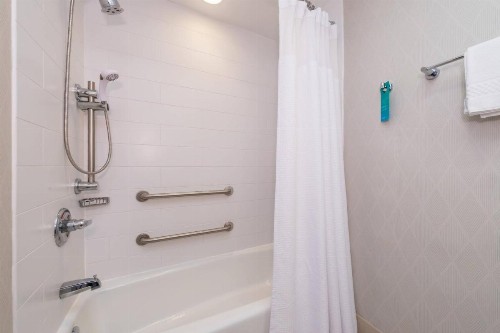 SpringHill Suites by Marriott Huntsville Downtown - image 12