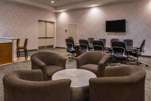 SpringHill Suites by Marriott Huntsville Downtown - image 25