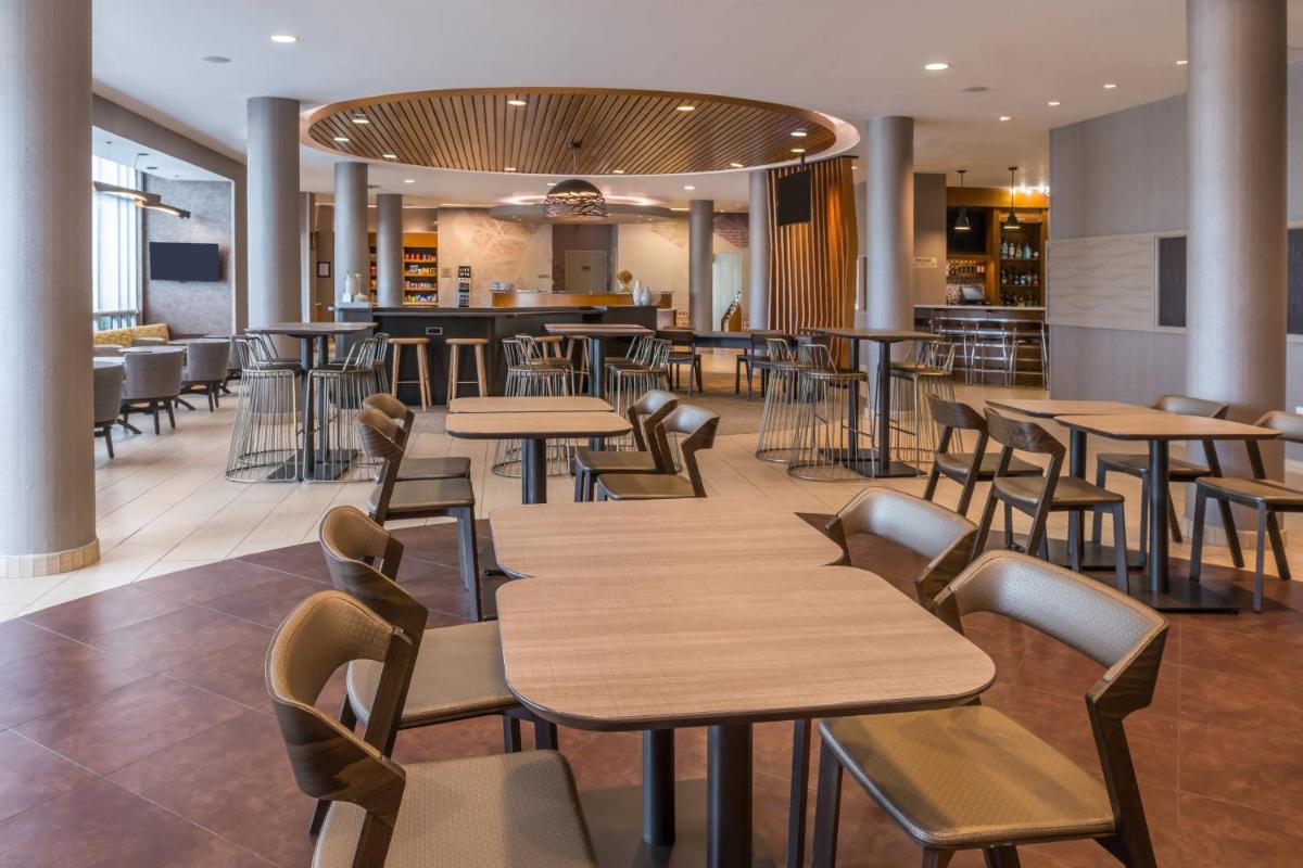 SpringHill Suites by Marriott Huntsville Downtown - image 4