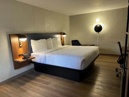 La Quinta Inn by Wyndham Huntsville Research Park - image 2