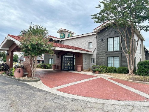 La Quinta Inn by Wyndham Huntsville Research Park - image 26
