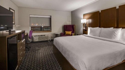 Best Western Huntsville - image 15