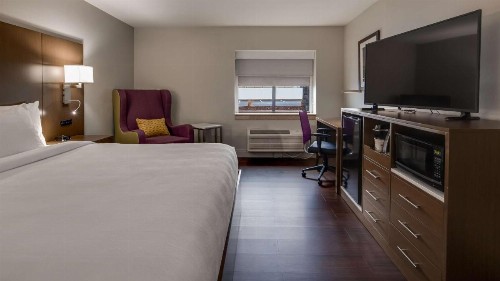 Best Western Huntsville - image 16