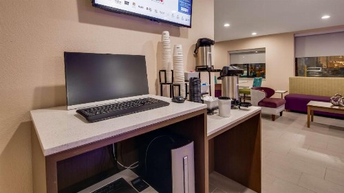 Best Western Huntsville - image 4