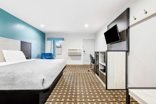Grand Palace Inn - image 9