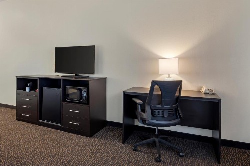 Sleep Inn & Suites Huntsville near U.S. Space & Rocket Center - image 43